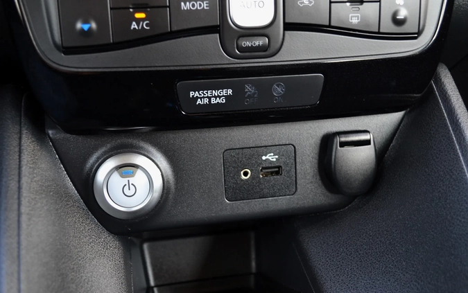 Nissan Leaf cena 62900 przebieg: 37800, rok produkcji 2018 z Gdańsk małe 781